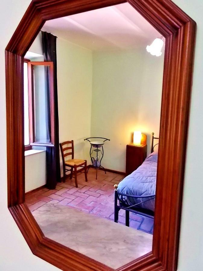 B&B San Lorenzo Cerreto dʼEsi Esterno foto